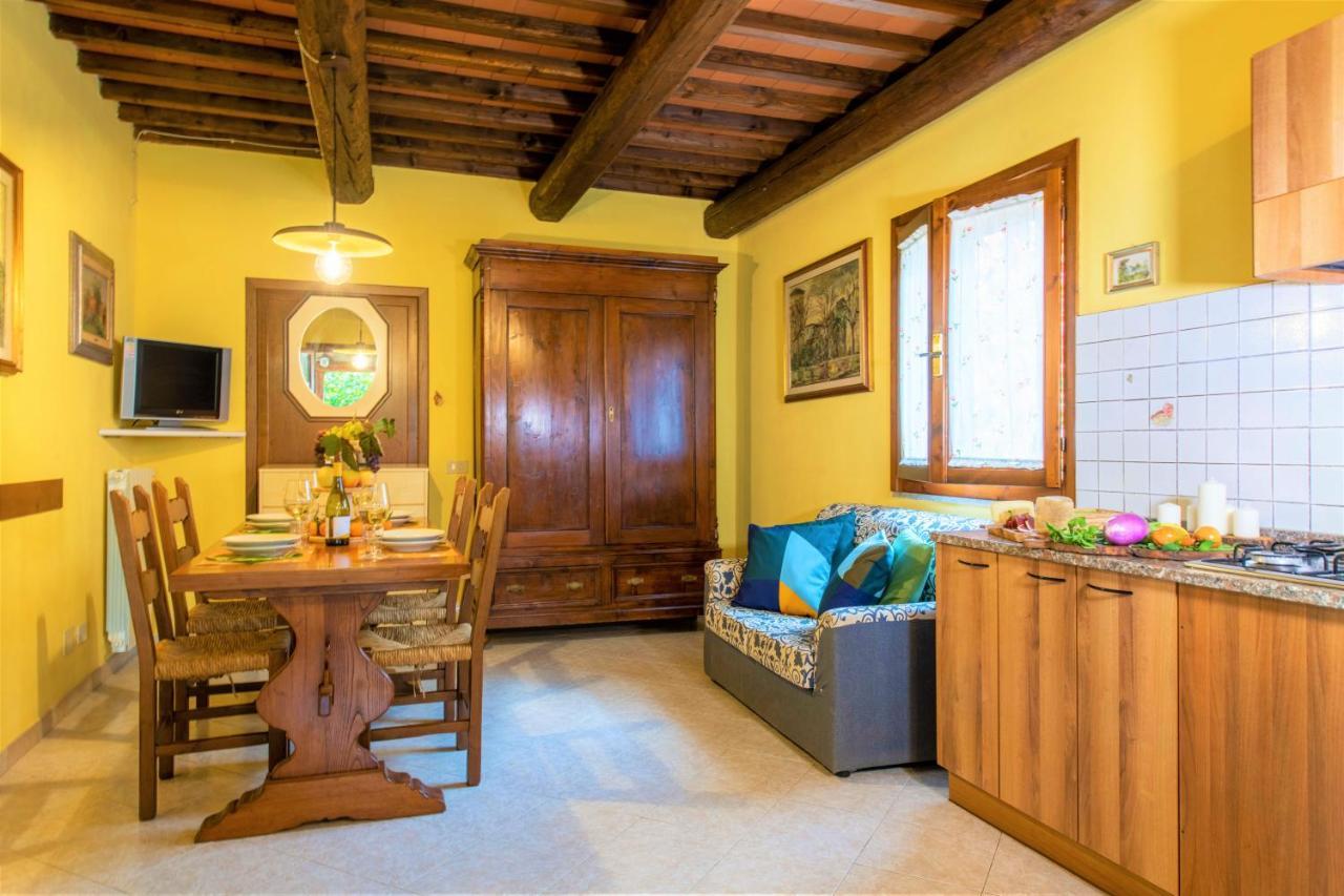 Hostly - Country House Donoratico - Only For Families エクステリア 写真