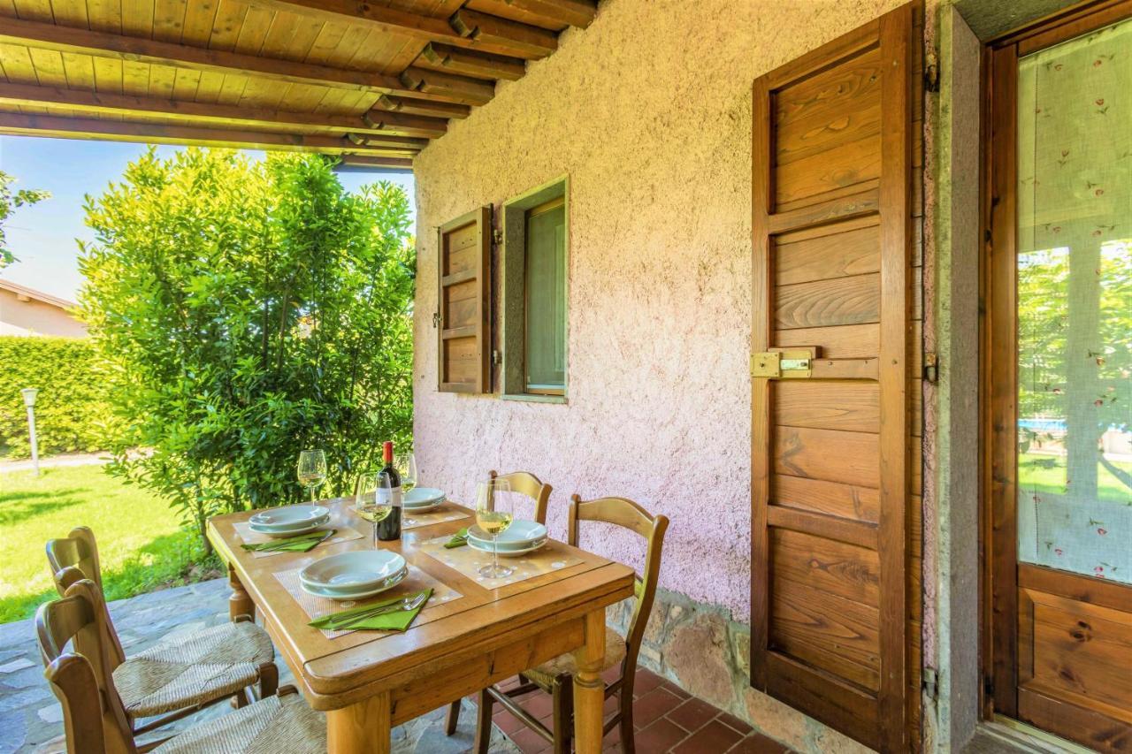 Hostly - Country House Donoratico - Only For Families エクステリア 写真